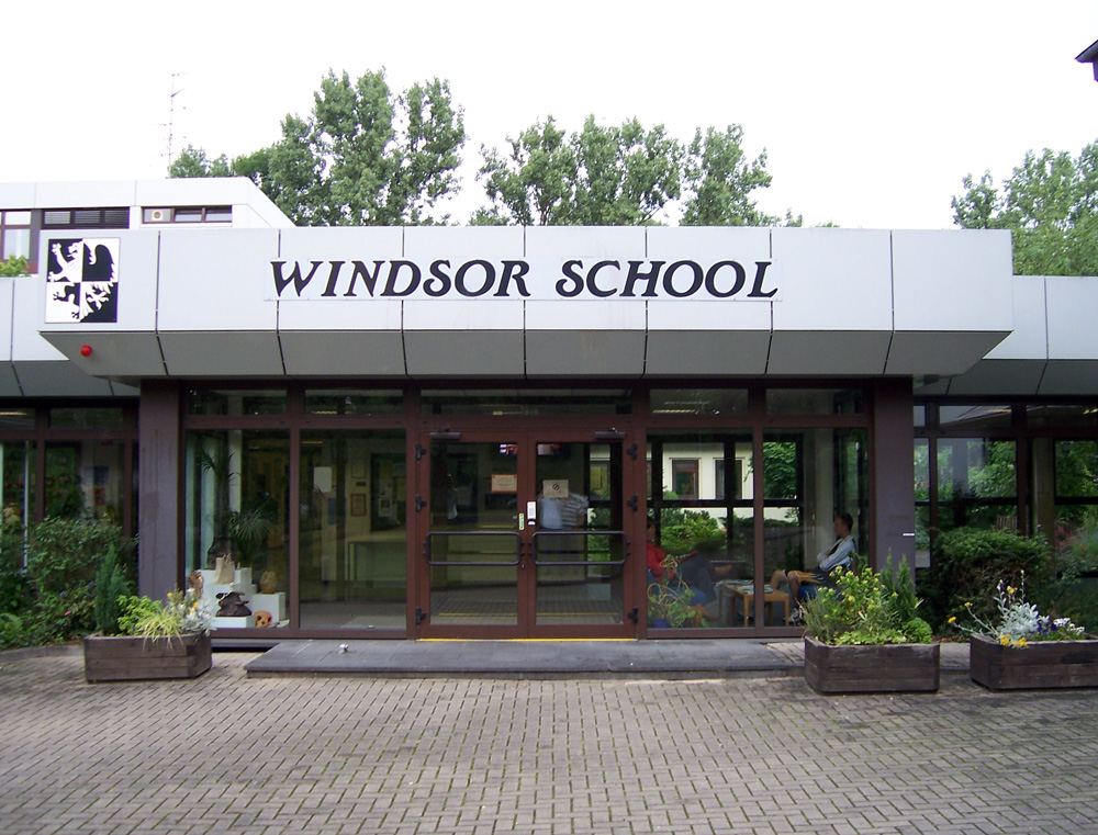 温莎中学 The Windsor School
