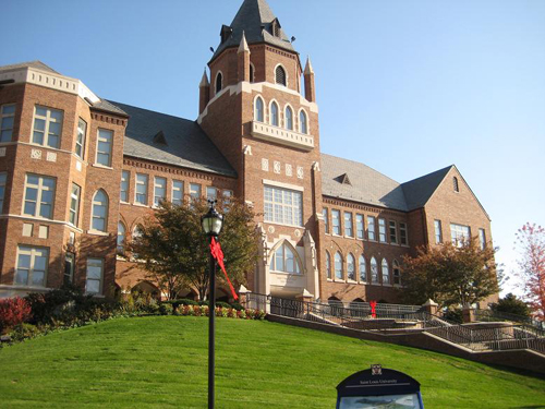 圣路易斯大学Saint Louis University