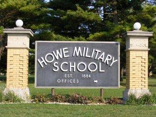 豪尔军事学校The Howe Military School