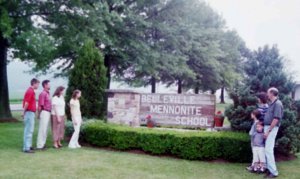 贝勒威尔门诺特学校 Belleville Mennonite School