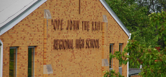 教皇约翰二十二高中 POPE JOHN XXIII Regional High School
