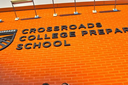 克洛斯罗德大学预备学校Crossroads College Preparatory School