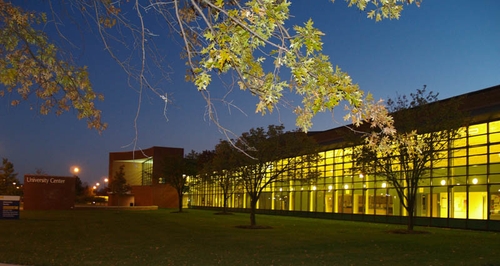 密歇根大学迪尔本分校 - University of Michigan,Dearborn