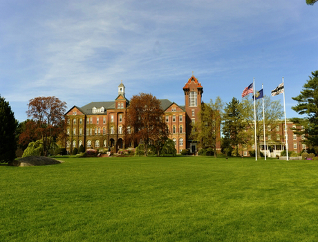 圣安塞姆学院   St. Anselm College