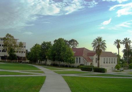 惠提尔学院 Whittier College