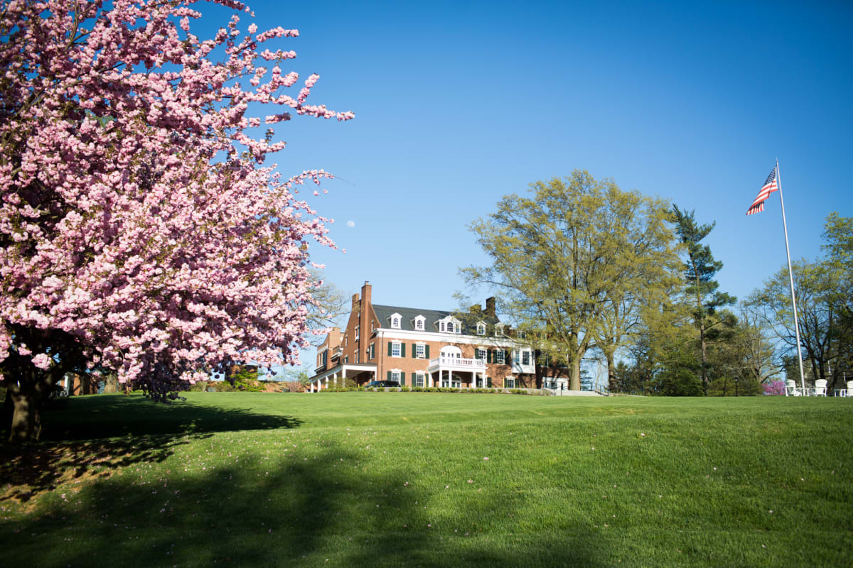 Stone Ridge School of the Sacred Heart 石岭圣心学校