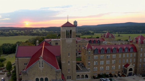 Subiaco Academy 苏比亚科学院