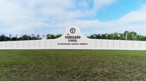 The Vanguard School  先锋学校